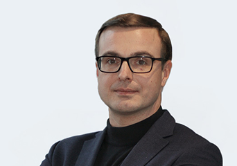 Петр Хенкин