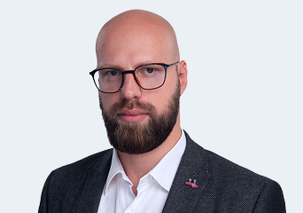 Антон Ефимов