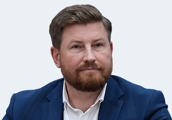 Михаил Наумов