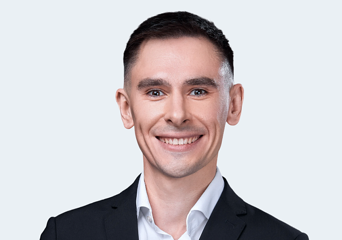 Денис Макрушин