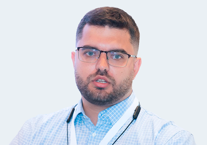 Никита Леушин