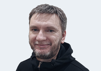 Максим Антонов