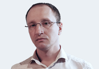 Максим Бузинов