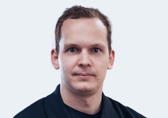 Антон Михайлов