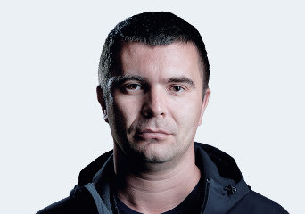 Руслан Ложкин